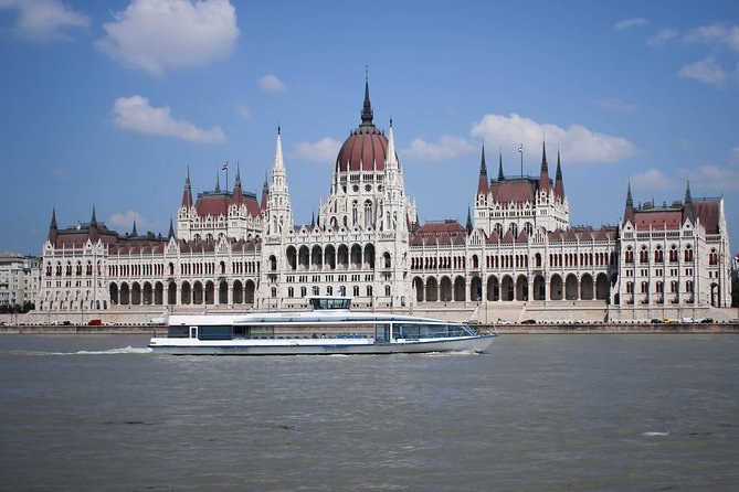 Budapest Danube Cruise with Drink, Audio Guide, Margaret Island - Seeing the Hungarian Parliament and Chain Bridge From the Water