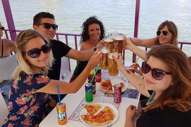 Budapest Danube Pizza Cruise with Welcome Drink - Elizabeth Bridge, Gellért Hill, and Liberty Bridge: city views plus thermal-bath hints