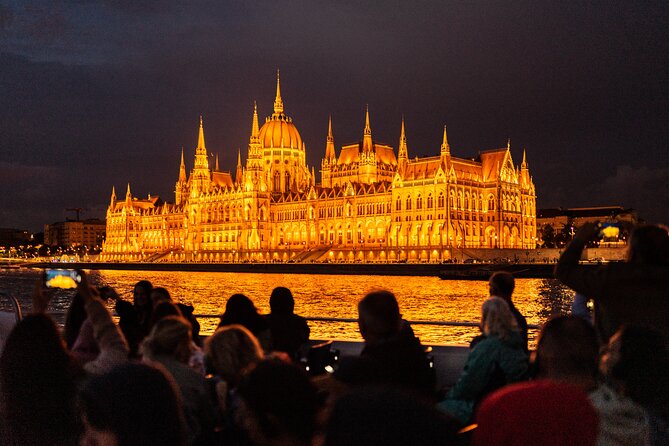 Budapest Danube River Sightseeing Night Cruise with Drink - Margaret Island stop: a calmer break in the middle of the skyline