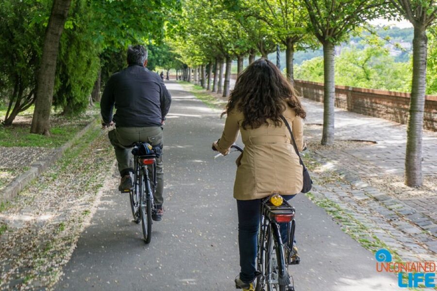 Budapest: E-Bike Guided Tour and Castle Hill - Why this 3-hour Budapest e-bike route is a smart use of time
