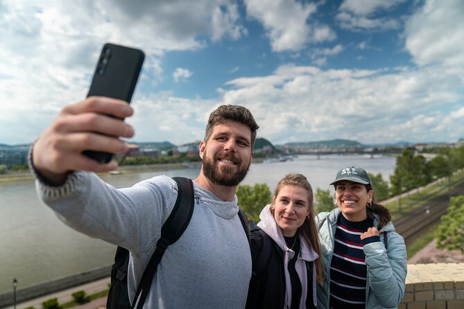 Budapest E-Bike Tour – Hidden Gems Along the Danube - Crossing into Pest via a less common bridge