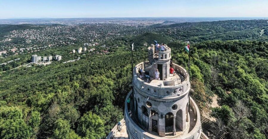 Budapest: Elisabeth Tower Visit by Chairlift & Transport - The van ride: a fast route into the hills that keeps your energy for the view