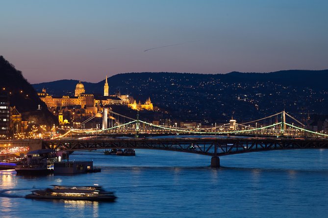 Budapest Essential Walk&Food tasting - Szechenyi Baths stop and the quick switch to St. Stephen’s Basilica