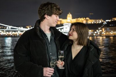 Budapest Evening Cruise with Entertainment and Drink Options