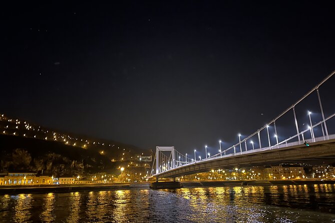 Budapest Evening Sightseeing Cruise with your own Chauffeur - Should you book this Budapest evening sightseeing cruise with your chauffeur?