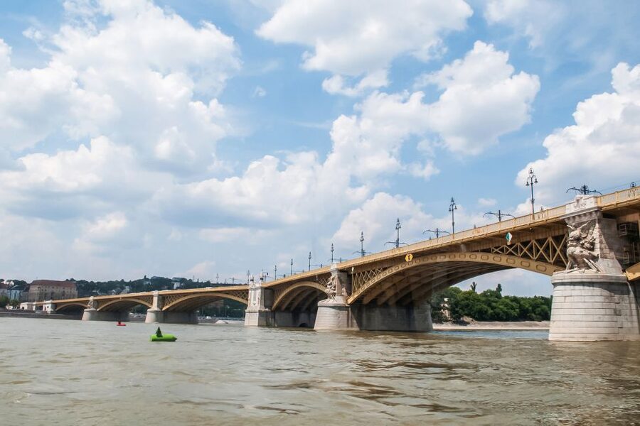 Budapest: Floating Bus Tour by Land and Water - Comfort, Rules, and Practicalities You Should Know