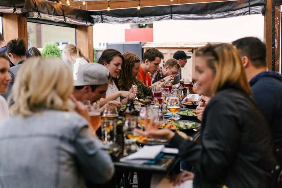 Budapest: Food Tour of Hidden Gems for Small Groups - Stop 1: Goulash and a traditional Hungarian drink