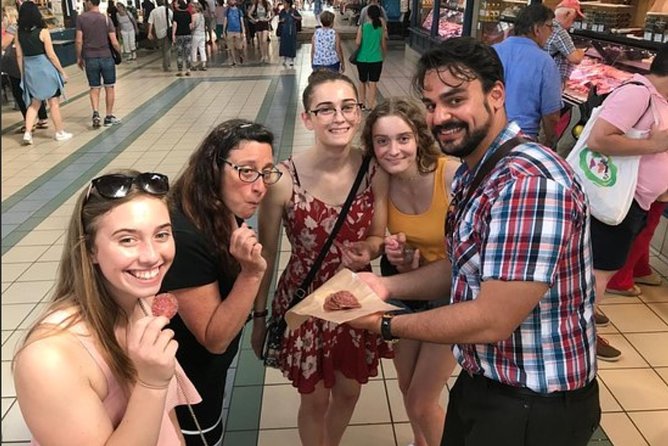 Budapest Foodie Tour - Coffee house time and a glass of Hungarian wine