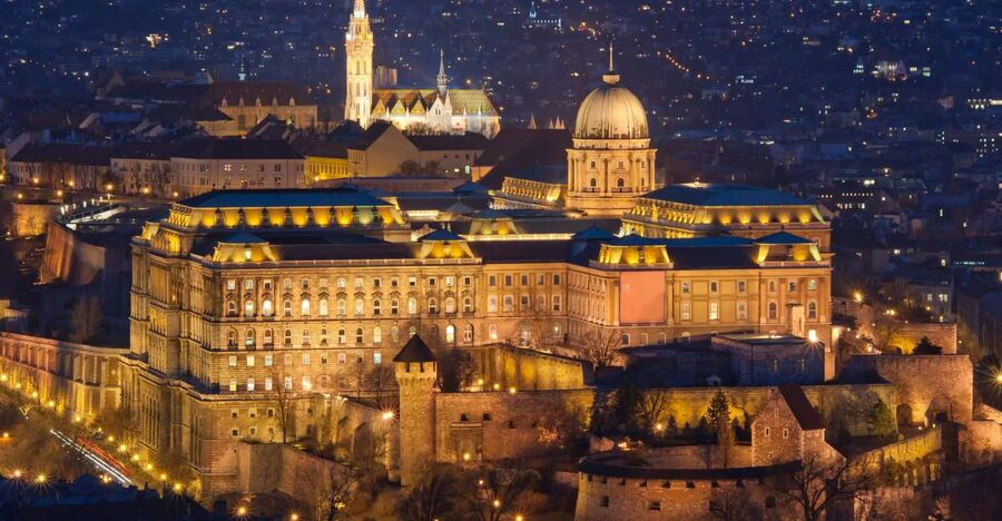 Budapest Full Day Tour - Meeting Point at the Tisza Shop, Then You Get Into a Comfortable Rhythm
