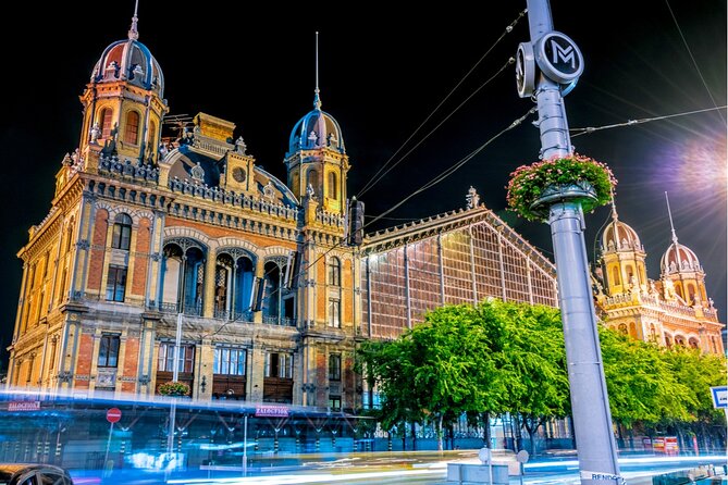 Budapest Ghost Quest: Self-Guided Haunted City Adventure - The Route From Hősök tere to Nyugati pályaudvar