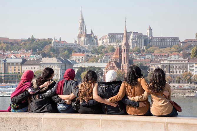 Budapest Guided City Tour and Danube Cruise Audio Guide - Buda Castle District walk: the best views, but watch the clock