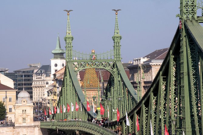Budapest Guided City Tour and Danube Cruise Audio Guide - Elisabeth Bridge to Andrássy Avenue: big-city grandeur from the bus