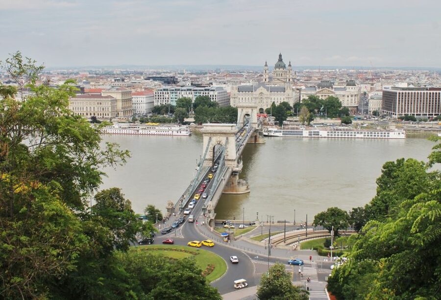 Budapest: Guided City Tour by E-Bike - Heroes’ Square and City Park time on the 4-hour option