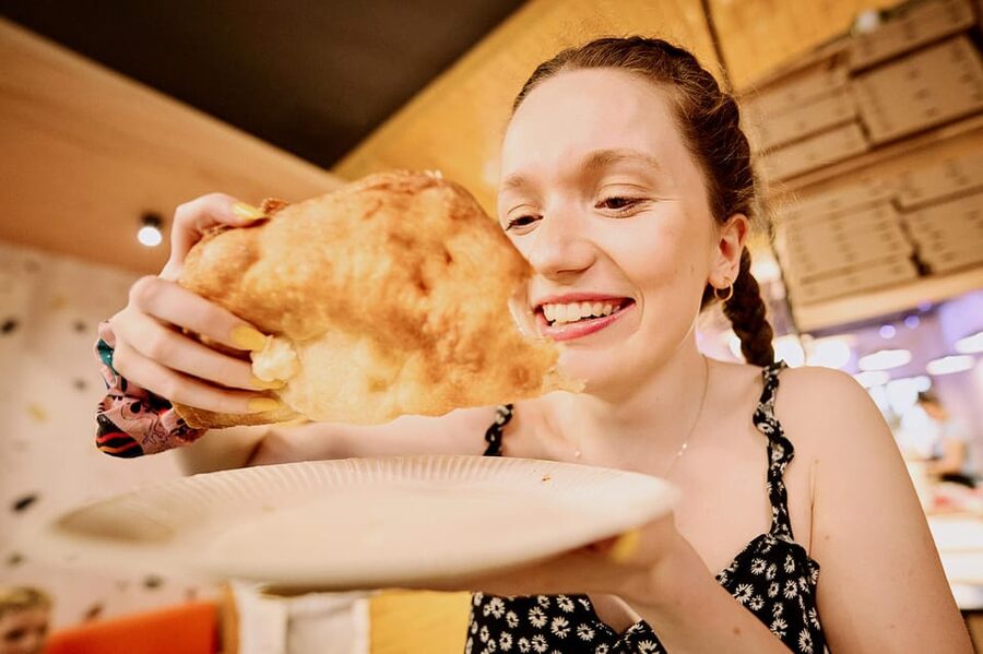 Budapest: Guided Food Tour with Wine, Beer, and Shots - Sit-down Hungarian classics: nokedli and flódni on the menu