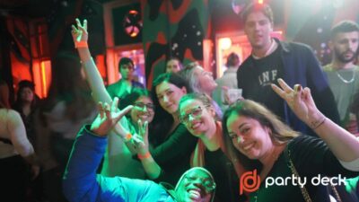Guided Pub Tour to Ruin Bars with Games & 6 Shots