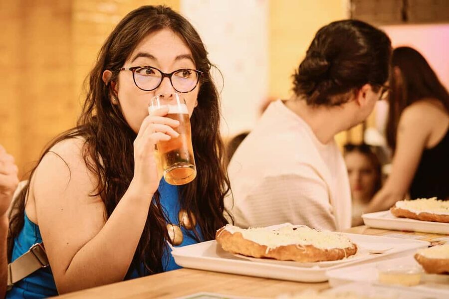 Budapest: Guided Street Food Tour with Sweet Wine - Street food stops: Lángos and Hungarian soup that you can actually hunt down again