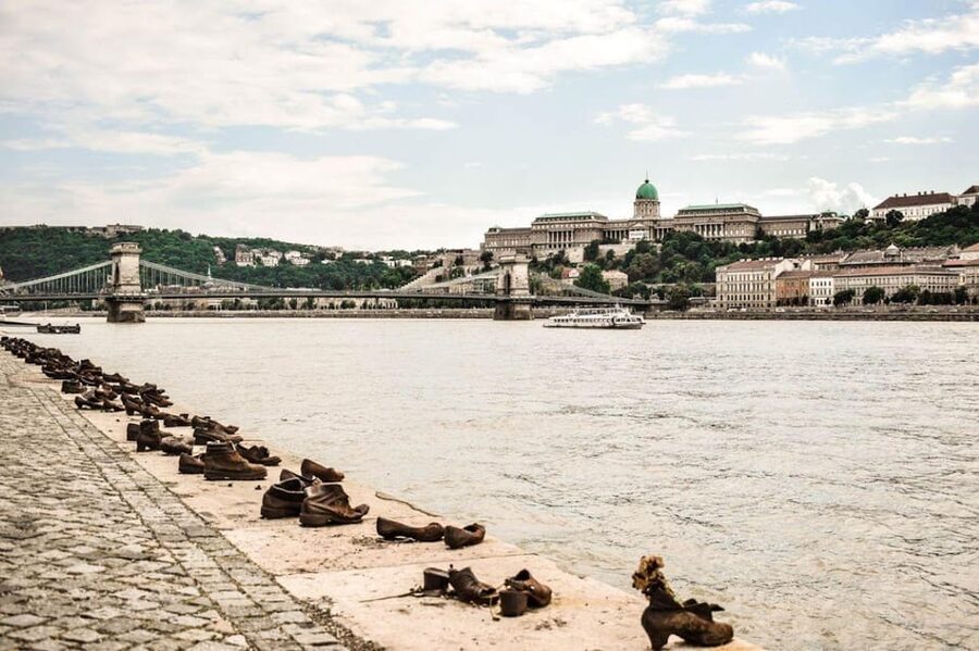 Budapest Half Day Car Tour with Guide - What Your Guide Actually Adds: Language, Culture, and Flexible Routes