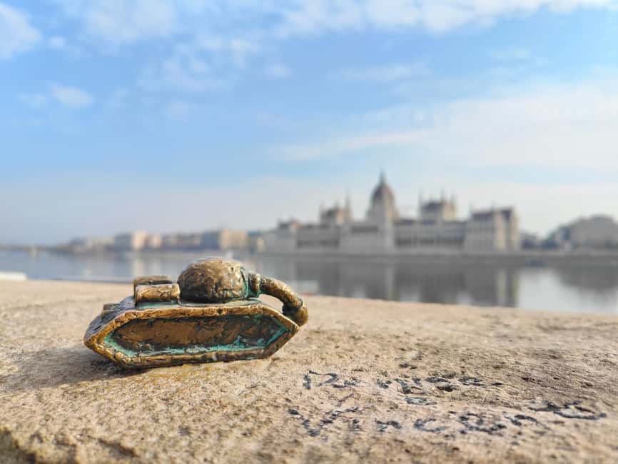 Budapest Hidden Gems Bike Tour: Mini Statues & Views - Key points to know before you ride