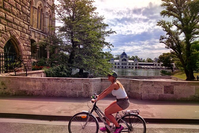 Budapest Highlights Bike Tour with a local guide - Getting started at Rumbach Sebestyén u. 10, the easy way