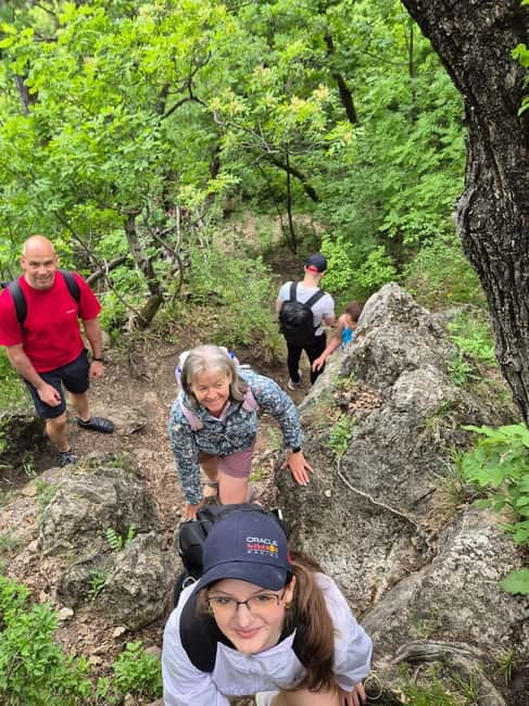Budapest: Hiking Tour in the Buda Hills, Hármashatár Hill - Stop by stop: Nyék to Apáthy Rock to the lookout chain