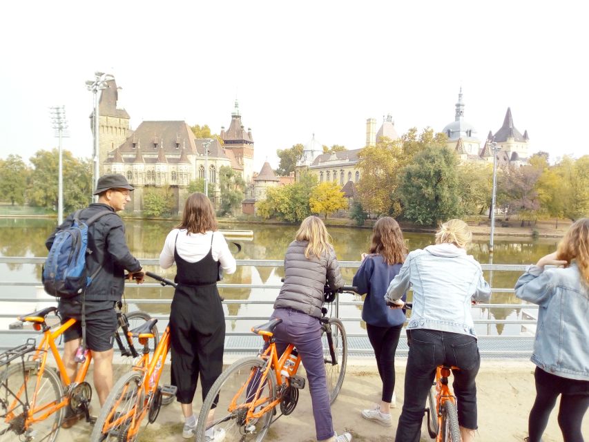 Budapest: Historic Downtown Bicycle Ride with Scenic Views - Key points worth knowing