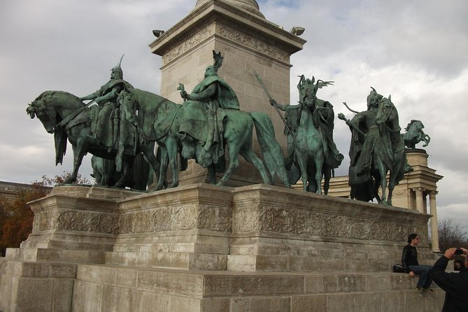 Budapest Historical and Cultural Grand Driving Tour - Start at Deák Ferenc tér, then cover Budapest’s biggest stops