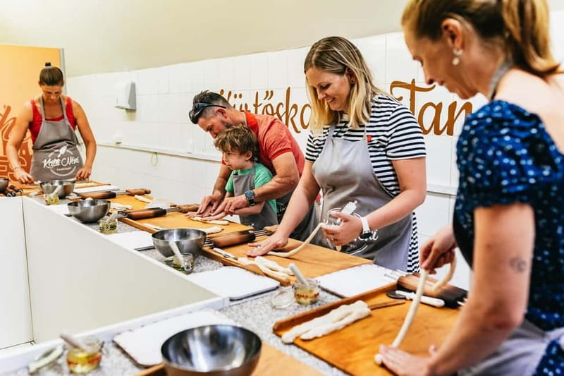 Budapest: Hungarian Chimney Cake Workshop in the City Center - Price Check: Is $42 a Fair Deal for Budapest Kürtőskalács?