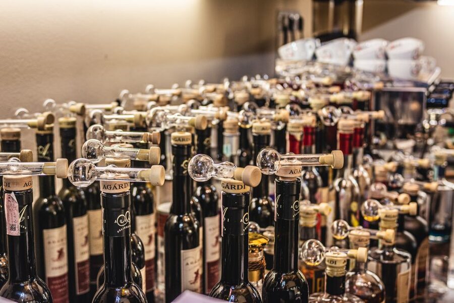 Budapest: Hungarian Whisky, Gin, and Pálinka Tasting - Timing and logistics: a 3-hour afternoon plan