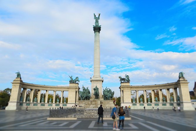Budapest in a Day Private Luxury Sightseeing Tour - Pest highlights: Parliament, Basilica, Opera, and the Danube riverfront views
