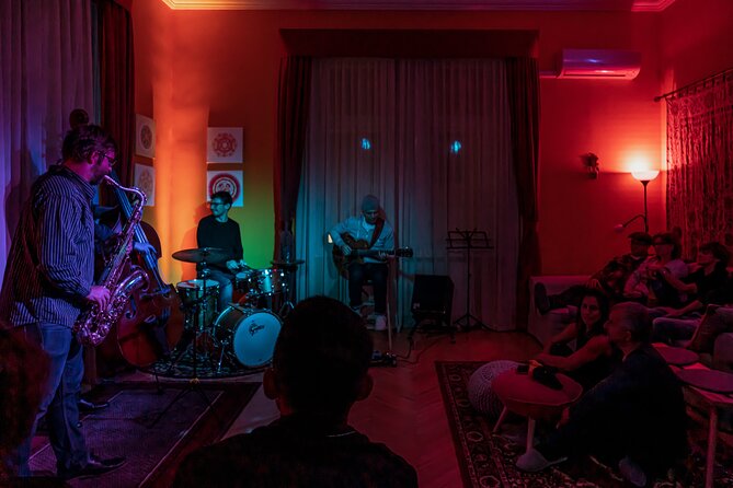 Budapest JazzHouse - The break that makes it feel local: refreshments and musician chats