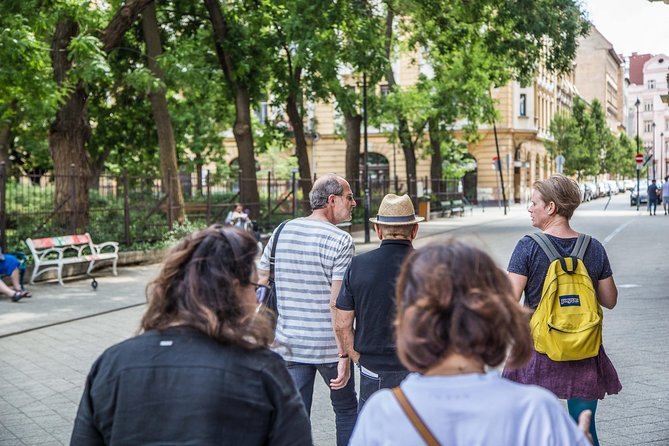 Budapest Jewish Cuisine & Culture Walk - Lunch with wine: solet, goose soup, and the comfort-food angle
