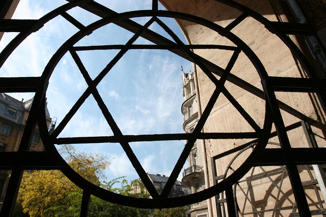 Budapest Jewish Heritage Memorial Walking Tour & Synagogue Entry - The Great, Central Synagogue Interior Visit: More Than a Photo Stop