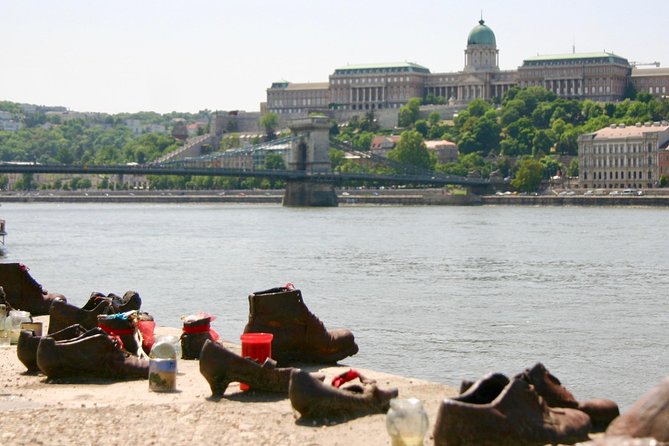 Budapest Jewish Heritage: Synagogues, Shoes, Secrets & Flódni - Key highlights worth your attention