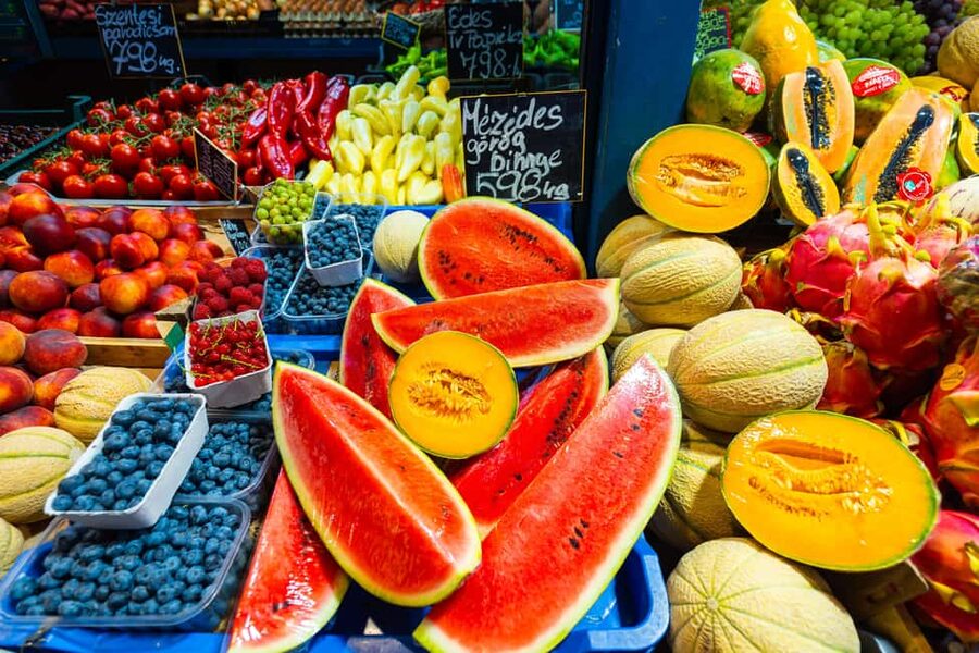 Budapest: Kickstart the City - Local Market Tasting Tour - Starting at Central Market Hall, with the red Foodapest bag in sight