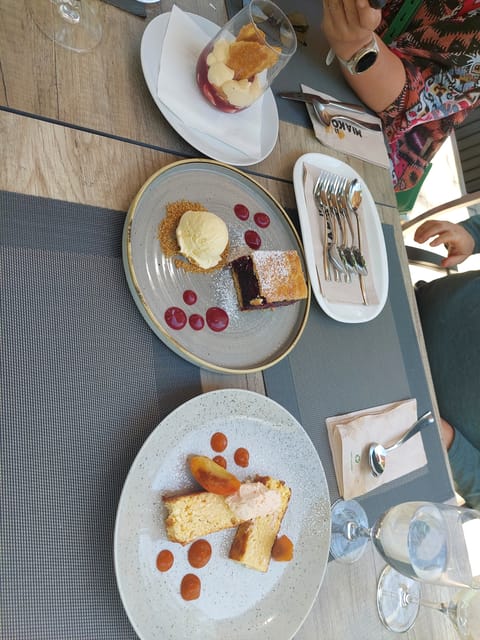 Budapest: Lake Balaton & Herend Porcelain Private Day Tour - Lake Balaton and Balatonfüred: a lakeside town break with optional lunch