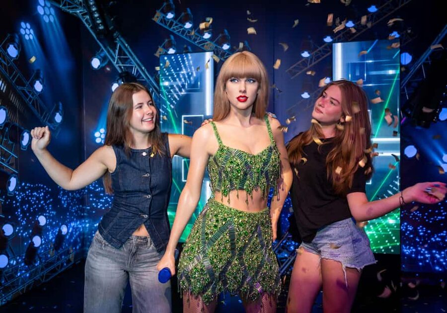 Budapest: Madame Tussauds Ticket + POP&ROLL Access - Practical tips for smoother entry and better photos