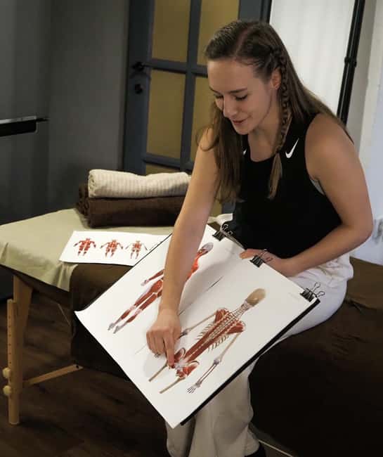 Budapest: Massage Workshop for Couples and Friends - What you’ll learn: Swedish massage basics for back, shoulders, neck