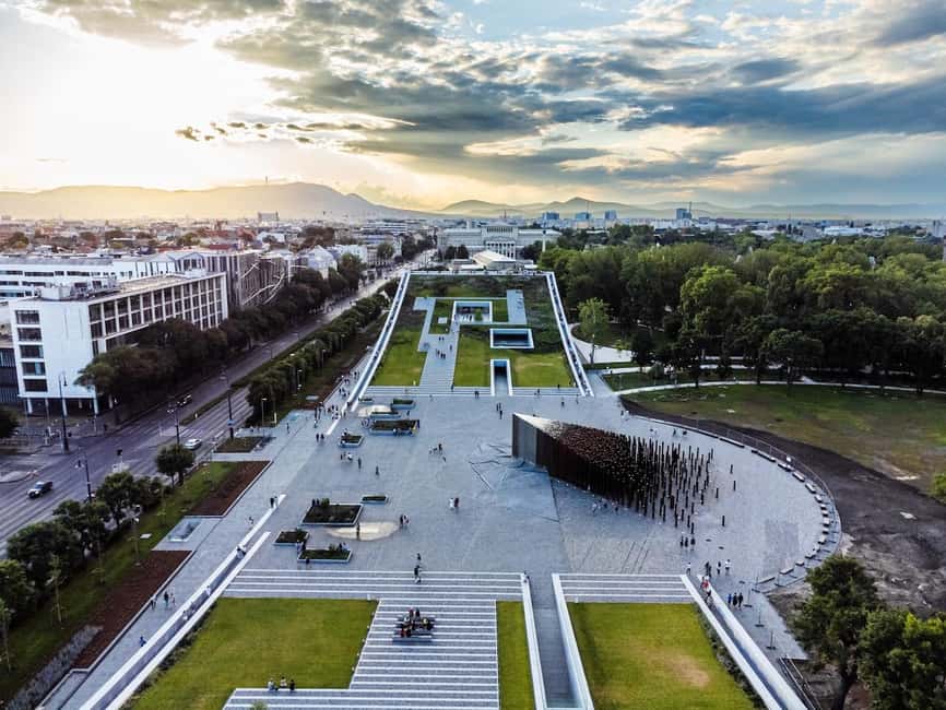 Budapest: Museum of Ethnography Official Entry ticket - Contemporary Social Phenomena Through Research Projects