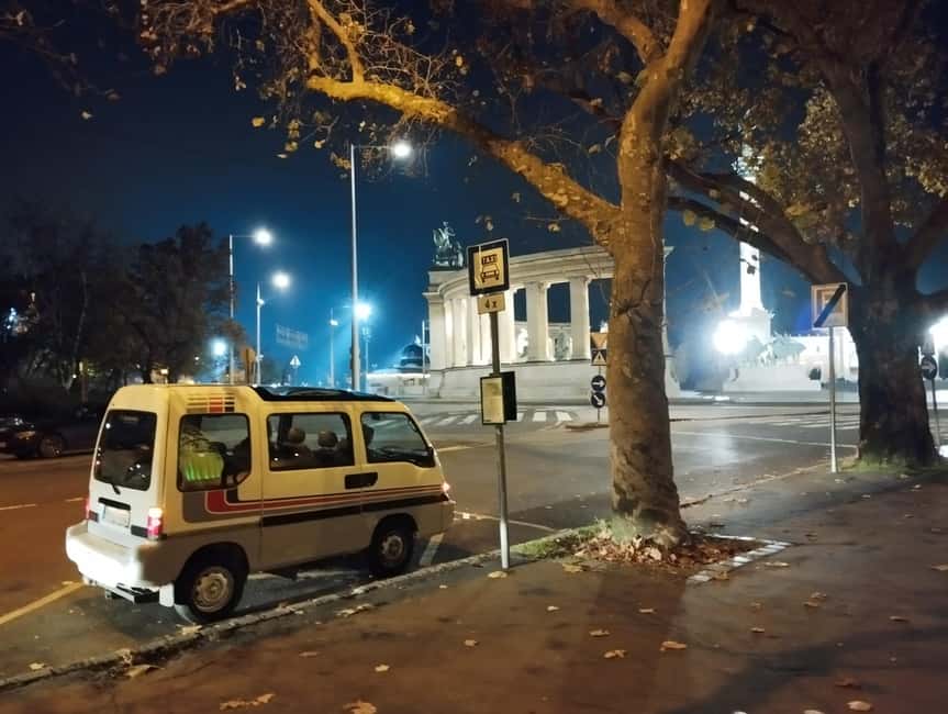 Budapest: Night Lights Tour & Moon Gazing in a Retro Minibus - Price and value: is 80 dollars per person worth it?