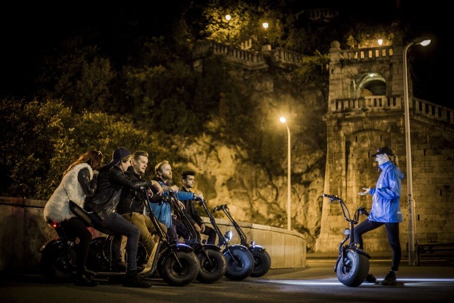 Budapest: Night Tour on MonsteRoller e-Scooter - Meeting up near Deák Ferenc tér, then getting equipped fast