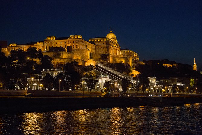 Budapest Night Walking Tour with Danube River Cruise - Who This Tour Suits Best