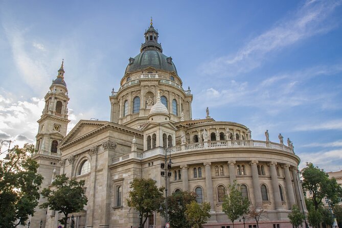 Budapest Old Town and Top Attractions Private Walking Tour - What you’re really buying with a 2-hour private tour