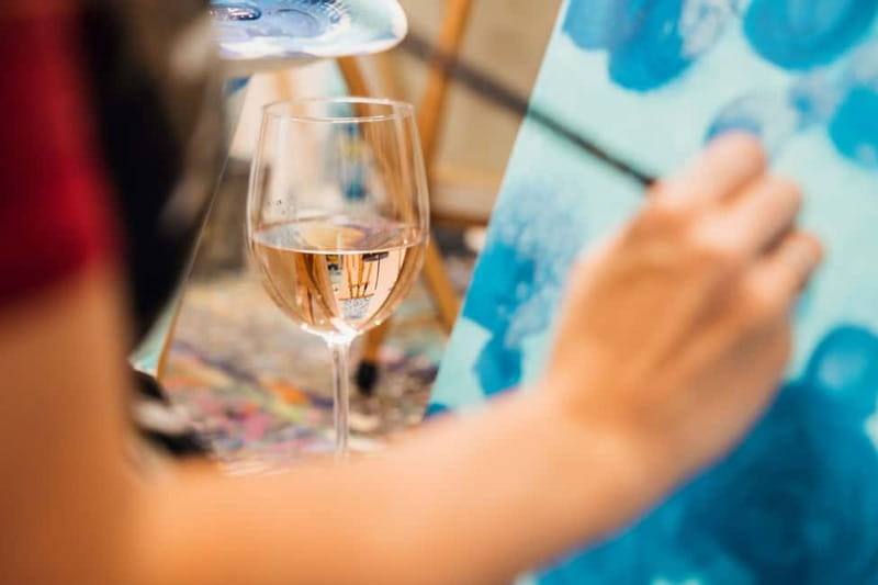 Budapest: Paint and sip experience - Inside The Downtown Studio: Finding FessNeki Without Stress