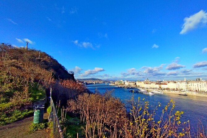 Budapest Panorama Walk - A gentle 2-hour pace: stairs, icy paths, and what to wear