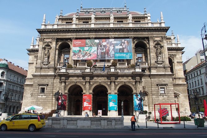 Budapest Pest side tour: Days of Glory - Vajdahunyad Castle and the biggest baths area: why Budapest loves water