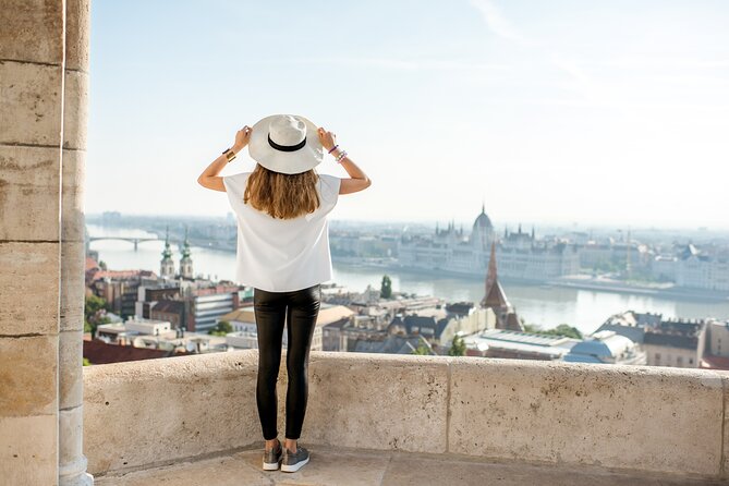 Budapest Photoshoot Experience - Timing: Why Booking Around 17 Days Ahead Can Help