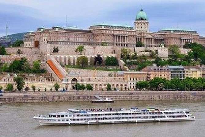 Budapest Private 2 hrs. Mercedes Sightseeing Tour - Citadella: A Short Fortress Stop with Free Admission