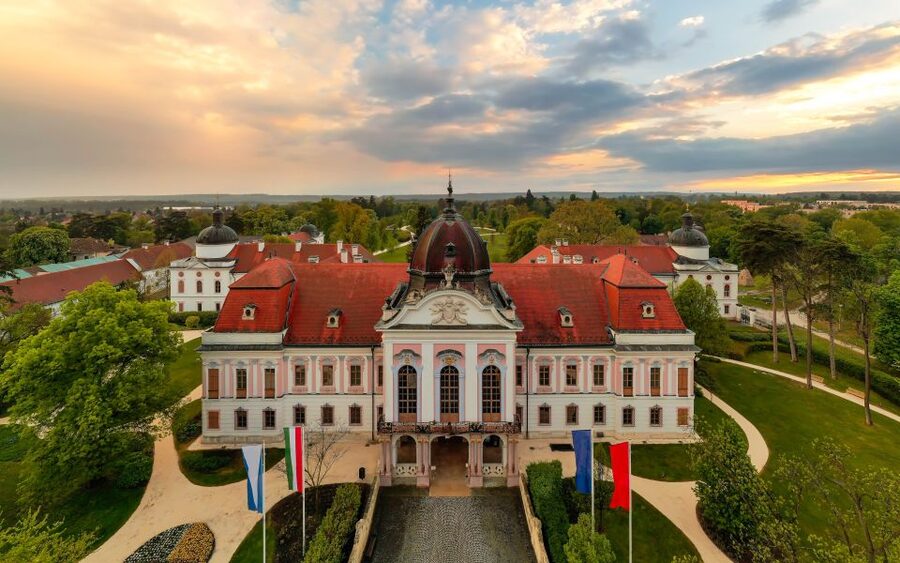 Budapest: Private 3-Hour Gödöllő Palace Tour - Why Gödöllő Palace makes such a smart Budapest add-on