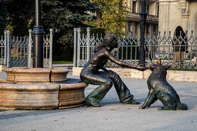 Budapest Private 4 Hour City Tour Experience with a car / van - Thermal time at Szechenyi Baths and Pools