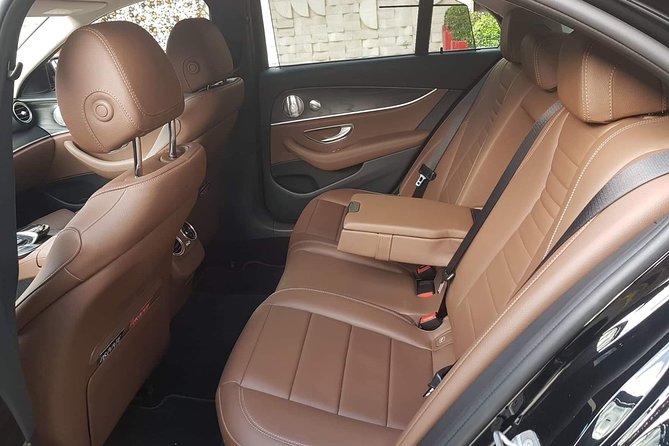 Budapest Private Airport Transfer in a Luxury Car - BUD to Central Budapest in About 30 Minutes, One-Way